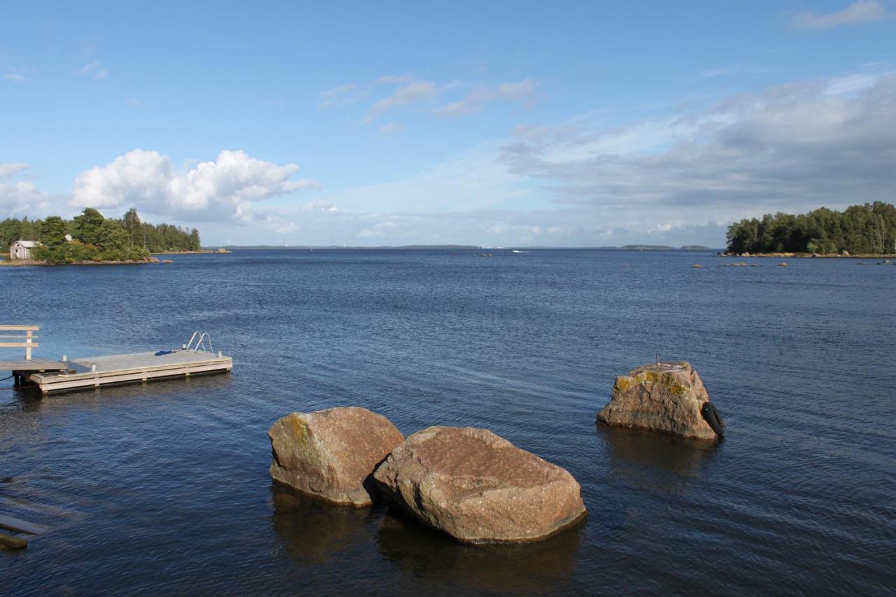 Rantakari Cottage Kotka Bagian luar foto